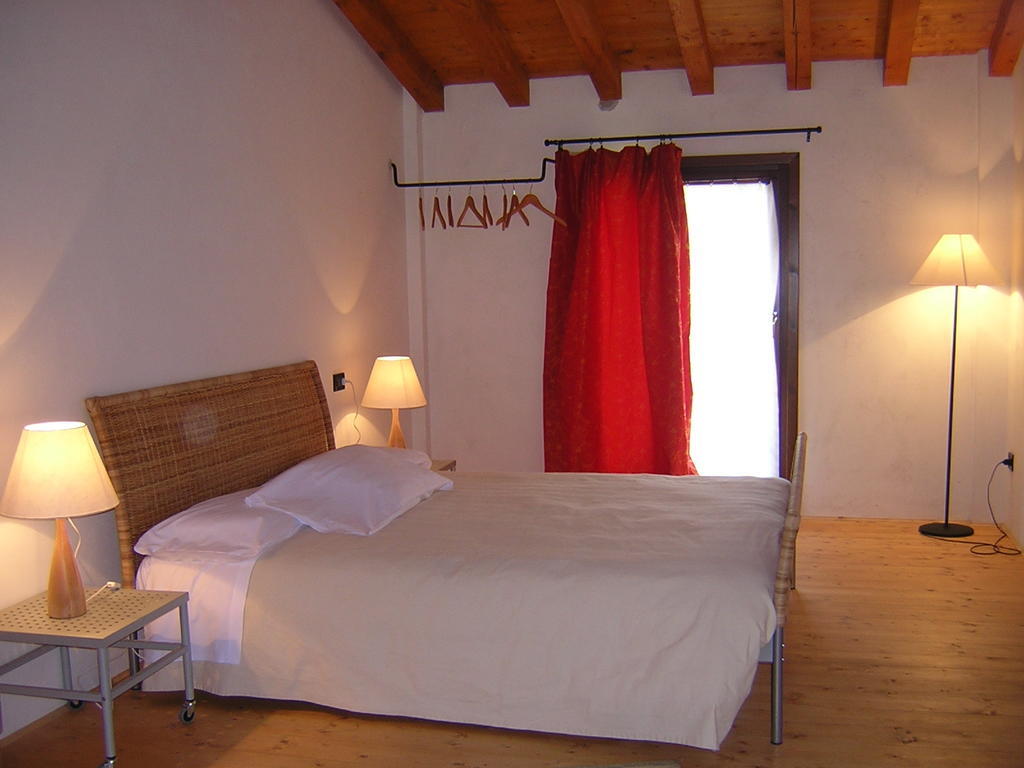Agriturismo Trebisonda Country Resort Monzambano Værelse billede